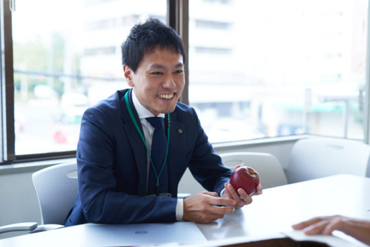 営業職／営業部(野菜部・果実部)